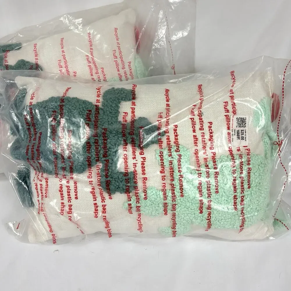 Opalhouse Set of 2 Lizard Punch Needle Lumbar Throw Pillows Green 14x20 NEW